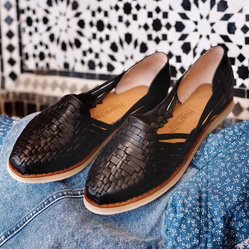 sandalias BEARPAW silvia negro mujer PD28424